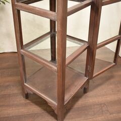 ≪zyt1682ジ≫ ヴィンテージ家具 4面ガラスショーケース 一部ガラス抜け 現状品 昭和レトロ/古道具/アンティーク調/中古家具/宮城県仙台市 60907-06の画像