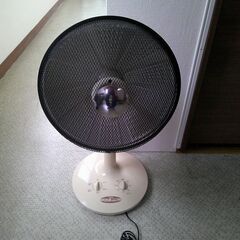 ハロゲンヒーター
