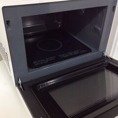 (12/1受渡済)JT9008【SHARP/シャープ 電子レンジ】美品 2022年製 RE-TS171-W 家電 キッチン フラットテーブル 縦開き