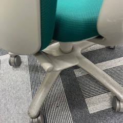 オフィスチェアの画像