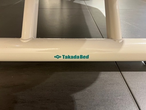 ベッド