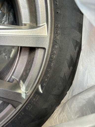 【17インチ】ブリヂストン　スタッドレスタイヤをお譲りします！