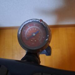 自転車　空気入れの画像