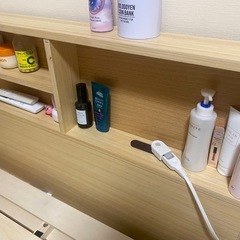 コンセント付シングルベッドフレーム すのこベッドの画像