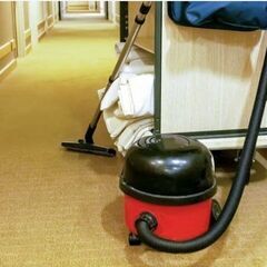 ホテル旅館の清掃と送迎ドライバー