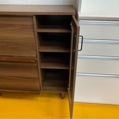 【リサイクルサービス八光】幅90㎝　アイリスオーヤマ　キッチンキャビネット KBNｰ9390 ウォールナットの画像