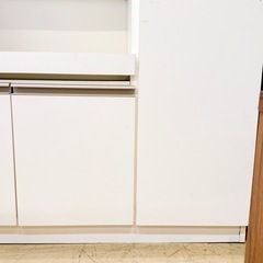 ニトリ レンジ台 食器棚 ホワイト系の画像