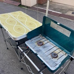 キャンプ　コールマン　キッチンテーブルとバーナー　