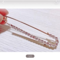 ブローチ