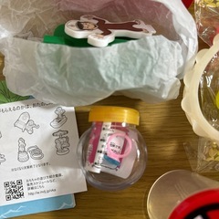 ハッピーセットのオモチャなどの画像