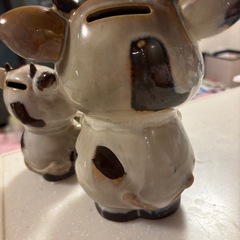 牛の貯金箱の画像