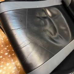 ゲーミングチェア　座椅子の画像