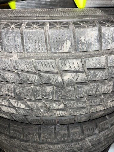 265/70R15 スタッドレスタイヤ