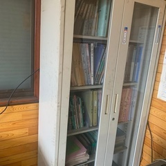 オフィスファイル入れる棚になります、の画像