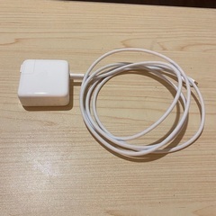 【値下げ】macbook充電器