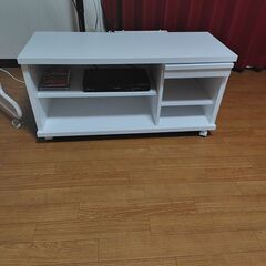 テレビ台（ホワイト）