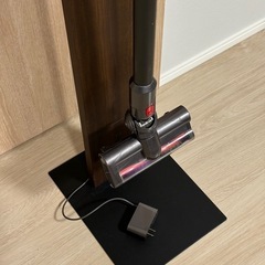 ダイソン　dyson v7 slim スタンド付き