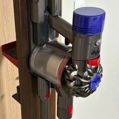 ダイソン　dyson v7 slim スタンド付き