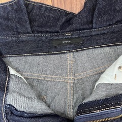 エモダ　デニムパンツの画像