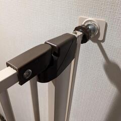 ペットフェンス柵★高さ140cm★取付幅86.5-97cmの画像