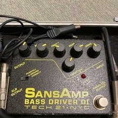 【ケース付】エフェクター 4点セット Big Muff, Digital Reverb, Sansamp Bass Driver, Chromatic Tunerの画像