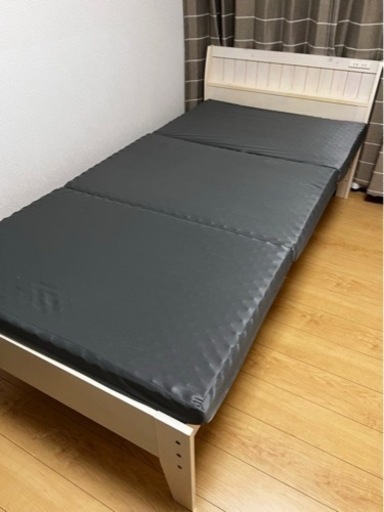 ニトリ　シングルベッド　すのこ　スピース　マットレス付き