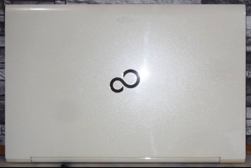 取引様確定:【全国配送可能】超美品　最上級　オフィス2024富士通core i7 4コア8＋メモリ8GB +新品512GB AIツール