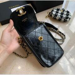 シャネルビューティー CHANEL スマホショルダー スマホケース ミニバッグ ポーチの画像