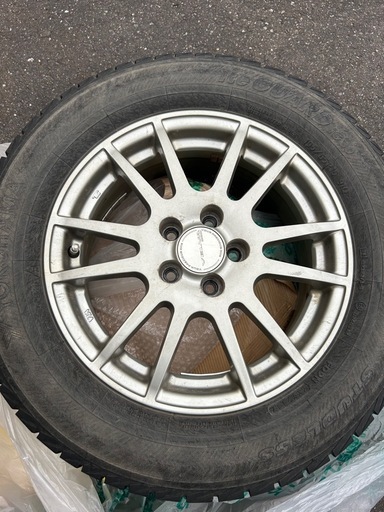 スタッドレスタイヤホイール4本セット