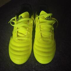 新品アディダスサッカースパイク24,5