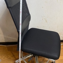 車輪付きイス　2脚の画像