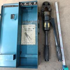 電線端子圧着工具の画像