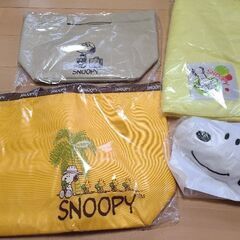【新品未使用】スヌーピーグッズ！ふわふわポーチなど