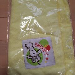 【新品未使用】スヌーピーグッズ！ふわふわポーチなどの画像