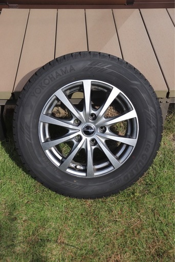 スタッドレスタイヤ（ホイール付）