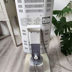 ダイキン工業　遠赤外線暖房機の画像