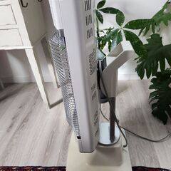 ダイキン工業　遠赤外線暖房機の画像