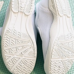 【新品】上履き15cm
の画像