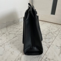 リクルートバックの画像