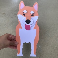 しば犬の入れ物の画像