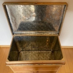 和モダン　和服　茶箱　大きな木箱の画像