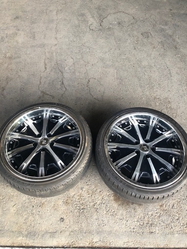 Amistad アミスタットBERG  19×8.5J  114.3 5H 2本  225/35R19