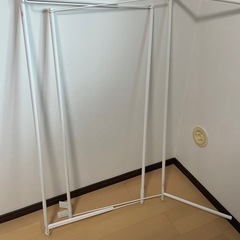 物干し　エアコンの画像