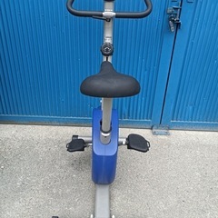 ★[八4900] 〈美品〉　動作確認済み　アルインコ　フィットネスバイク　エアロマグネティックバイク4200    AF4200の画像