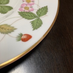 【売り切れ】【貴重】ウェッジウッド　オーバルプレート　36cm大皿　黒壺　ワイルドストロベリーの画像