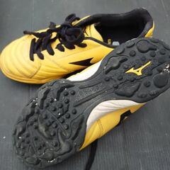 ミズノ製 サッカーシューズの画像