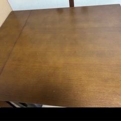 伸縮するダイニングテーブル単品！！！ 