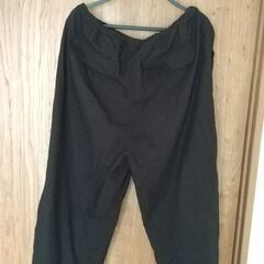 H&M黒パンツ（L）の画像