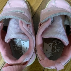 瞬足　ピンク 　13.5cmの画像