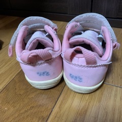 瞬足　ピンク 　13.5cmの画像